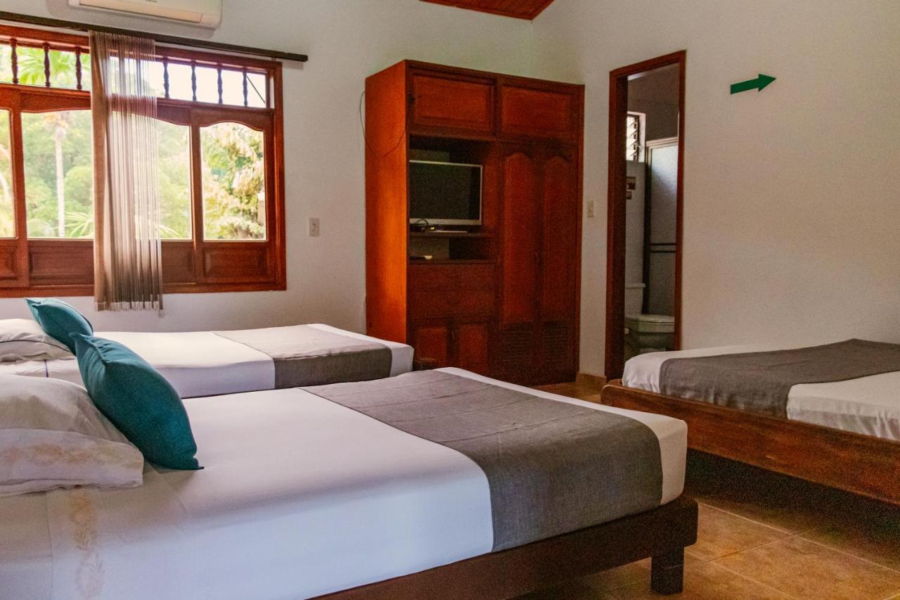 Hotel Casa Baquero El Cairo  外观 照片
